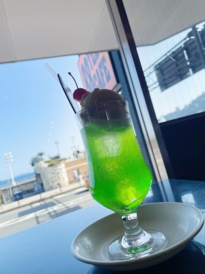 RINTAROU(ﾘﾝﾀﾛｳ) 暑いね〜🐳