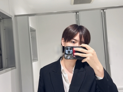 NATSUKI(ナツキ) お昼は真面目にスーツきてるよー