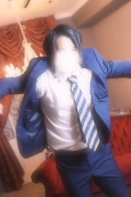 SHINGETSU(シンゲツ) スーツで