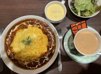 SUU(ｽｩ) デミオムライス