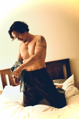 MOCHI（ﾓﾁ） お金を支払って男の人に会うなんて、おかしい😣だと！