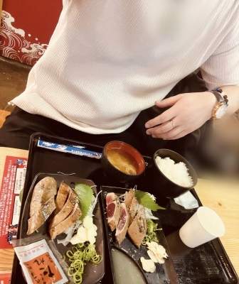 HIMAWARI(ﾋﾏﾜﾘ) カツオの藁焼きで栄養補給