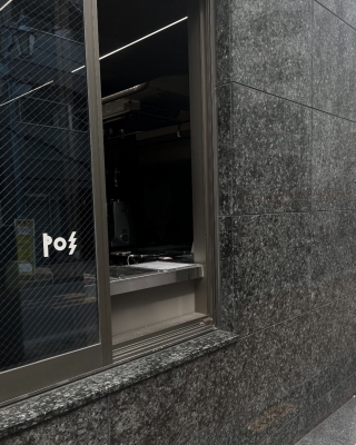 MASH(ﾏｯｼｭ) 新宿御苑前にある隠れ家的なカフェ