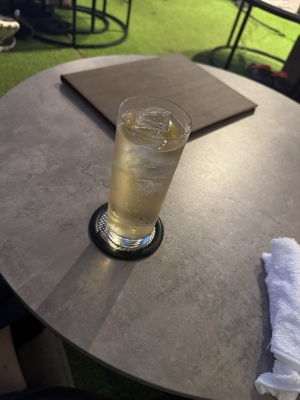 SHUSUKE(ｼｭｳｽｹ) 飲み屋行って