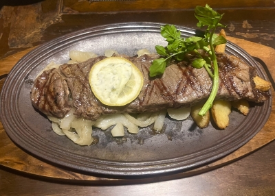 YUMITO（ﾕﾐﾄ） ステーキかハンバーグか