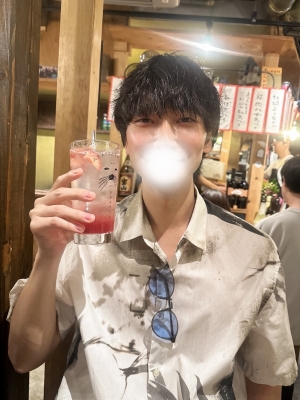 HAYATO(ﾊﾔﾄ) 🦭酔ってアザラシみたいな顔しちゃいました🦭