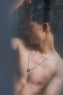 YOKKUN(ヨックン) 恥ずかしさをも武器に