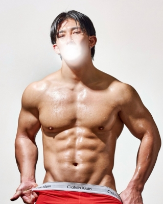 KENSHIROU(ｹﾝｼﾛｳ) 寒い時こそ筋肉でしょ？