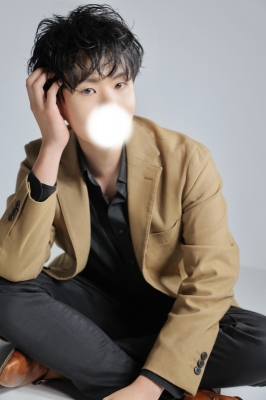 KOSHIN(コウシン) 初対面で緊張しやすい女性の心