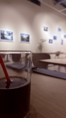 YUSUKE(ﾕｳｽｹ) カフェでチルってます