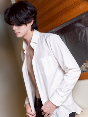 ROSÈ(ロゼ) 甘えるの…好き?