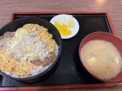 HIKARU(ヒカル) カツ丼食べた