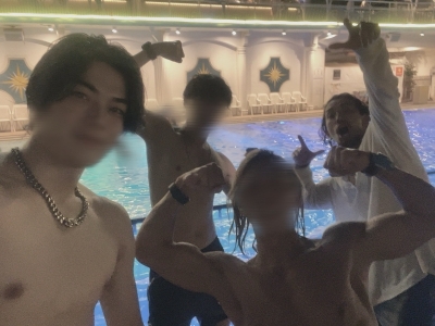 KEN(ケン) night pool