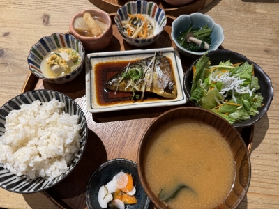 RATE(ﾗﾃ)  華金めずらしくいてます！！🌸