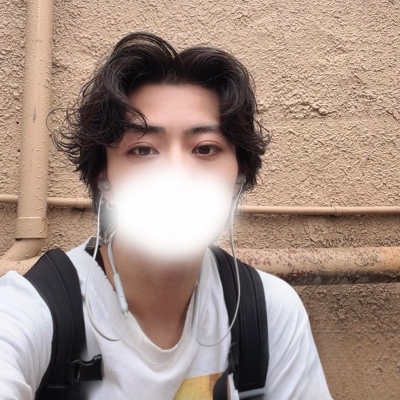 JOHN(ｼﾞｮﾝ) 髪の毛跳ねてる