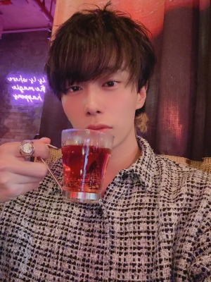 MOEGI(モエギ) ブルースカイフォローお願いいたします