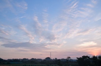 TOMOAKI(ﾄﾓｱｷ) 空、綺麗すぎる