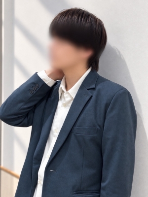RENTO(レント) 本日はお昼も出勤してます‼️