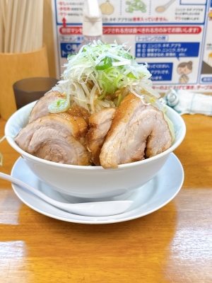 KOSHIN(コウシン） 二郎系ラーメン