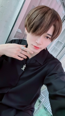 LEUN(ﾙｱﾝ) 黒白