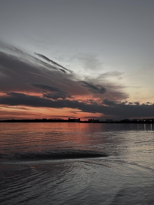 MASH(ﾏｯｼｭ) 2025 12 31の夕焼け。