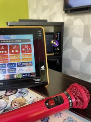 ATSUROU(ｱﾂﾛｳ) アツロウ、歌います🎤❗️