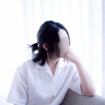 REN（ﾚﾝ） 宣材写真