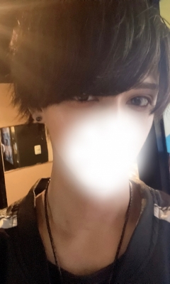 REIYA(ﾚｲﾔ) 髪切っちまったぜ、、