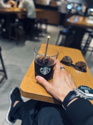 KONOSUKE(ｺｳﾉｽｹ) どうも スタバの太客です