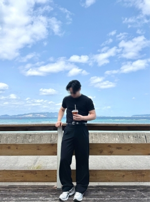 TOU(ﾄｳ) 旅行に来てます🌺