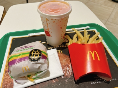 MISAKI(ﾐｻｷ) 夜は煩悩に負けがち