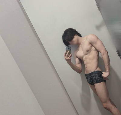 KEN（ｹﾝ） この身体でいい人はいいね