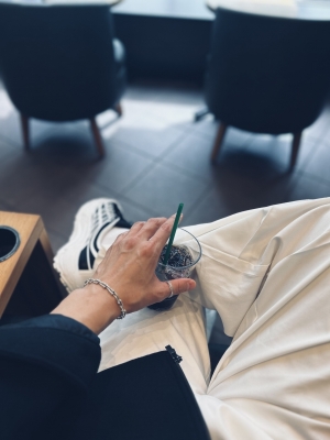 KONOSUKE(ｺｳﾉｽｹ) 宝くじは買わなきゃ当たらない