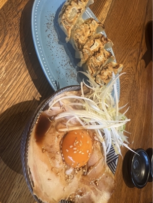 AKIHIRO（ｱｷﾋﾛ） 飯
