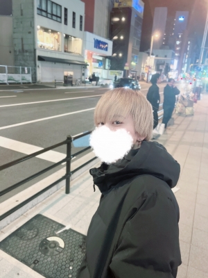 YUKAI(ﾕｶｲ) 写真撮ってもらうの恥ず