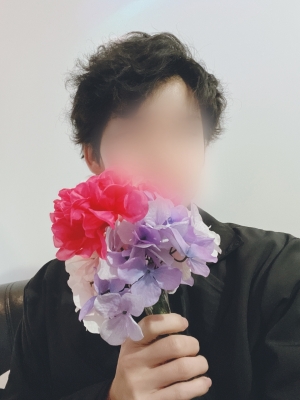 REN(レン) 本日も25時までお待ちしております😊