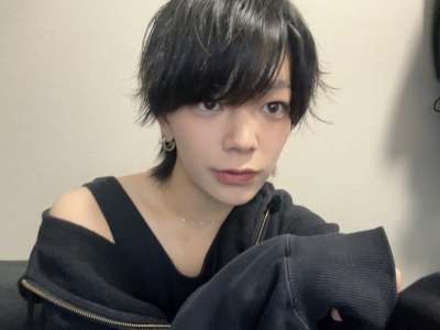 MAYUKI(ﾏﾕｷ) 髪切った