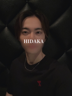 HIDAKA(ﾋﾀﾞｶ) 甘え下手な子ほどかわいいし甘やかしたくなる