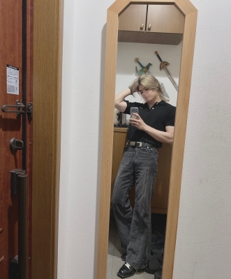 KEN（ｹﾝ） ポロシャツ×フレアパンツ