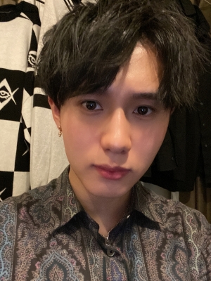 MISAKA(ﾐｻｶ) 前髪上げてみた