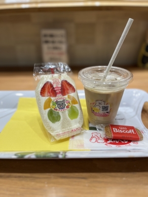 MERU(ﾒﾙ) 美味しそうなサンドイッチみーっけ