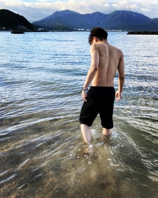 KIHO（ｷﾎ） 田舎の海は気持ちがいい！！✨️🌊