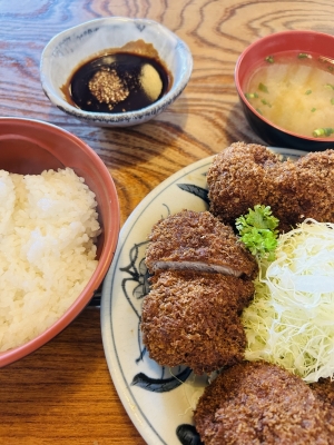 UTARI(ｳﾀﾘ) こんな、茶色い系ご飯も好きです。