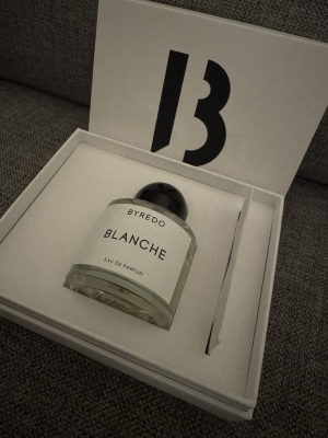 FUYU(ﾌﾕ) ひゃくえむ。