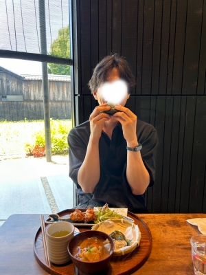 KOH(ｺｳ) 器用に生きられない僕の、セラピストとしての譲れないスタンス