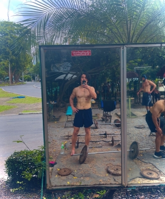 MOCHI（ﾓﾁ） 世界が終わるまでは。