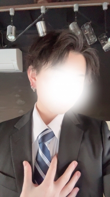 IBUKI(ｲﾌﾞｷ) スーツにて出勤してます🫶