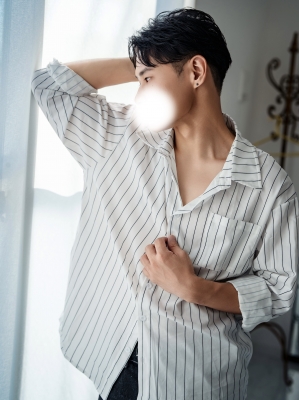 SHU (ｼｭｳ) はじめまして　シュウ(SHU)です