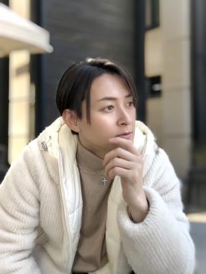 KONOSUKE(ｺｳﾉｽｹ) 人には必ず、誰かが、側に必要なんだよ。