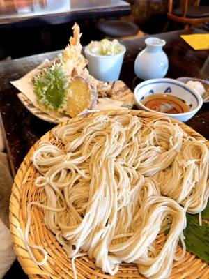 KOSHIN(コウシン） 初詣とそば